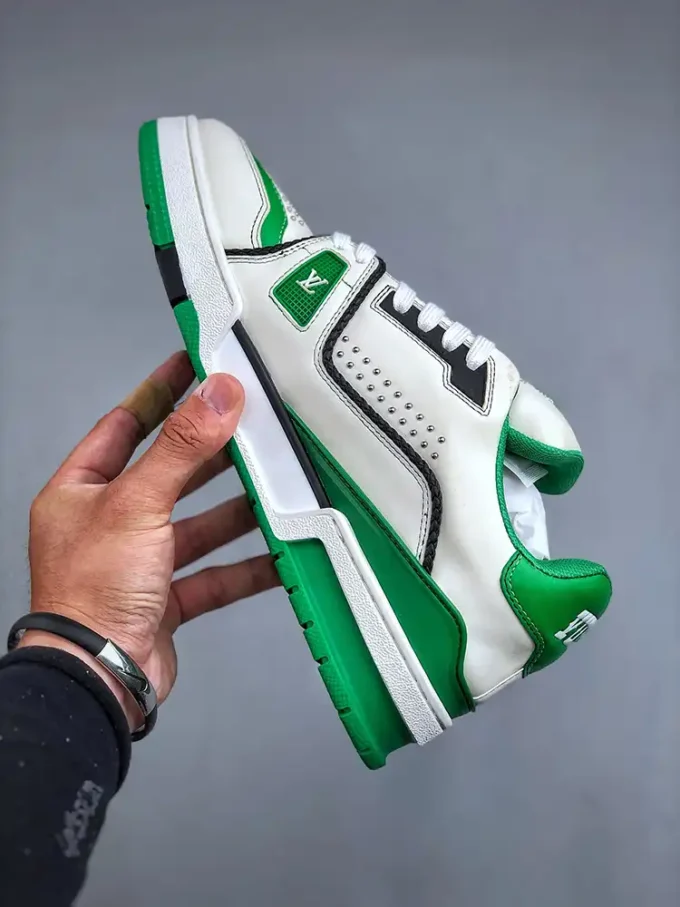 Louis Vuitton Trainer 2024 Show Collection Green