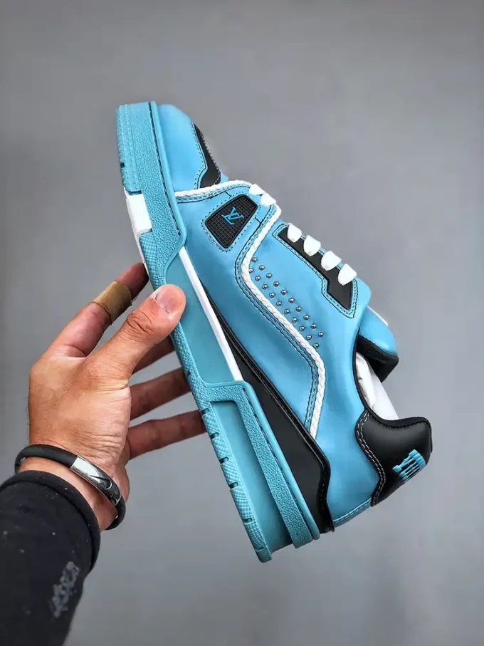 Louis Vuitton Trainer 2024 Show Collection Blue