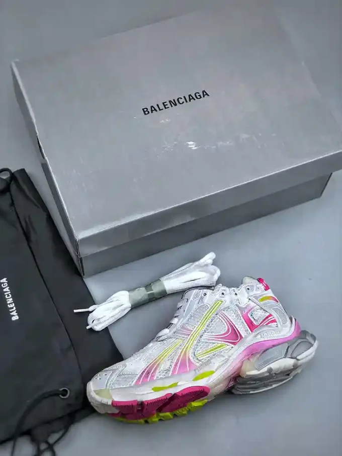 Balenciaga Runner Sneaker - Low-Top Retro Trail Running Shoes