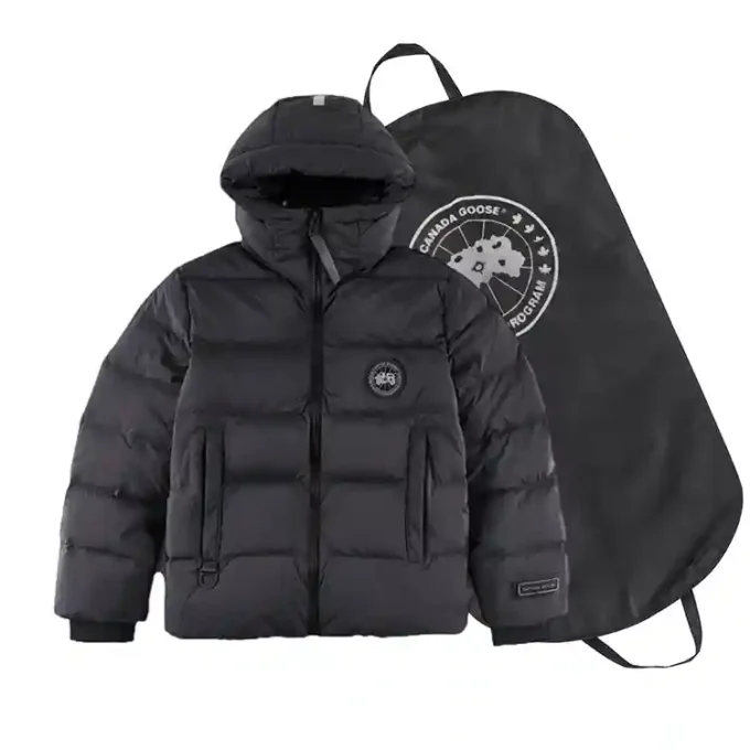 Ouyang Nana Edition 2 Canada Goose Black Label Down Jacket