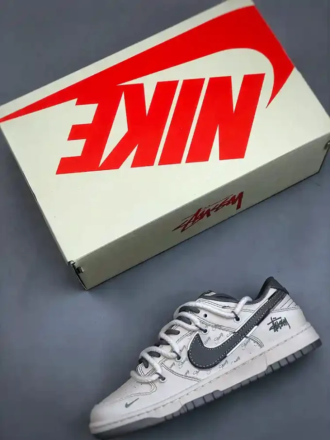 Nike SB Dunk Low x Stussy "White/Grey Swoosh" SJ2068-310