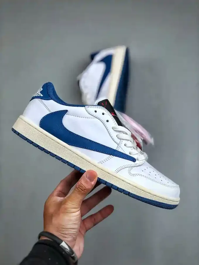 Travis Scott x Fragment x Air Jordan 1 Low DM7866-104