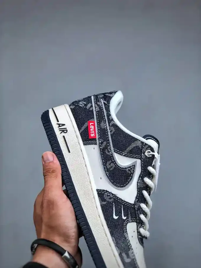 Nike Air Force 1 '07 Low x Levi's Collaboration SJ6698-002