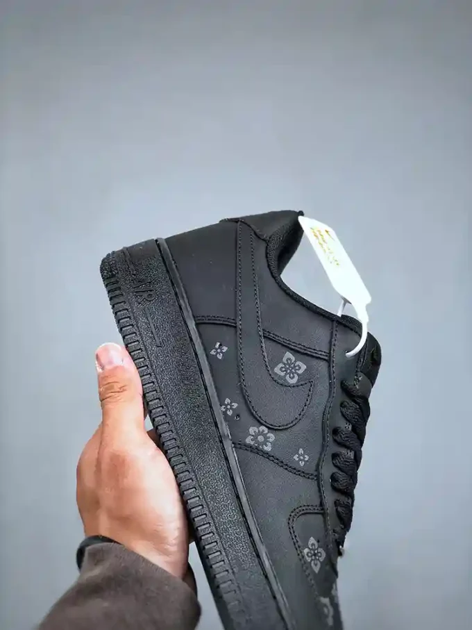 Nike Air Force 1 '07 Low LV Custom - All-Black 315122-101