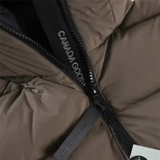 Ouyang Nana Edition 2 Canada Goose Black Label Down Jacket