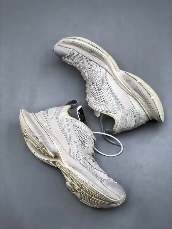 Balenciaga Circuit 13th Generation Low-Top Sneakers