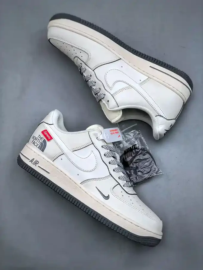 Nike Air Force 1 '07 Low x Supreme x The North Face "Pure Beige"XZ1996-710