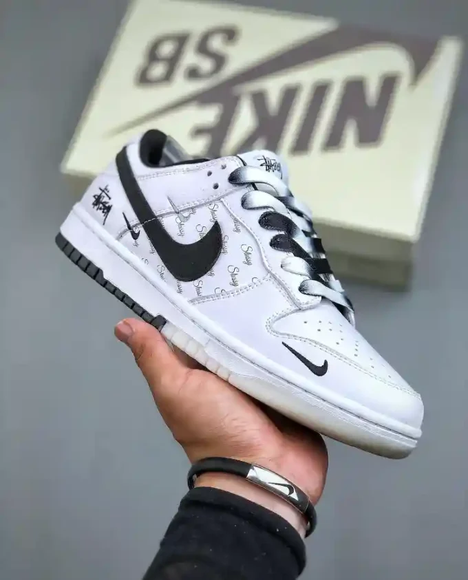 Nike SB Dunk Low x Collaboration "White/Black Swoosh"NK3638 045