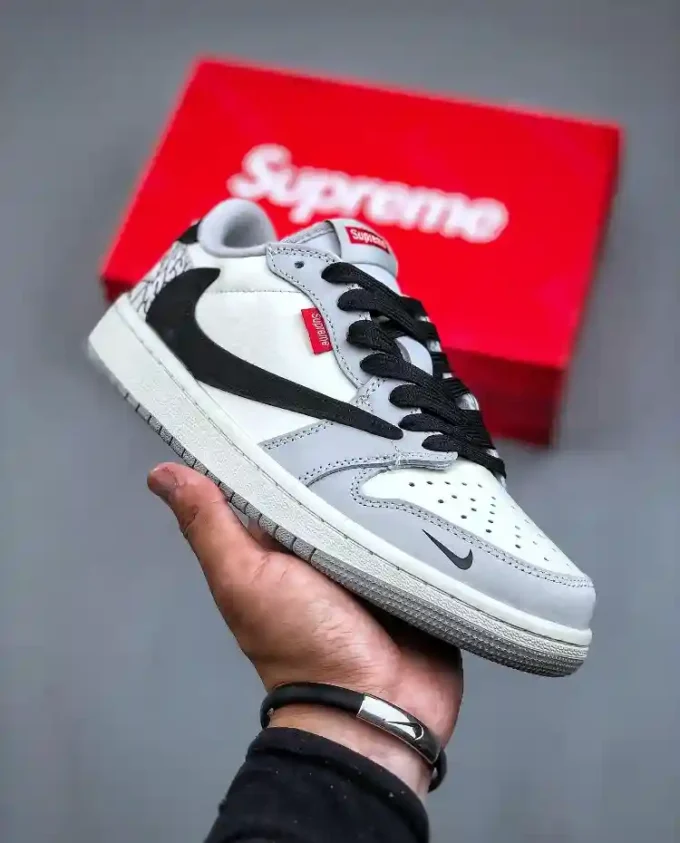 Travis Scott x Fragment Design x Air Jordan 1 Low OG SP x Supreme JH6089-003